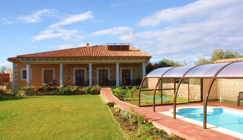 Apartamentos El Jardin Del Poeta Guijo de Granadilla Dış mekan fotoğraf